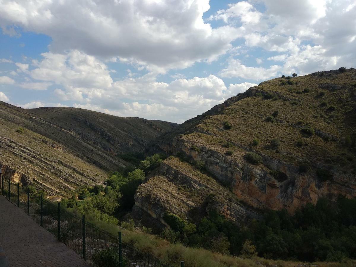 Nuévalos Casa Rural Casco Antiguo מראה חיצוני תמונה