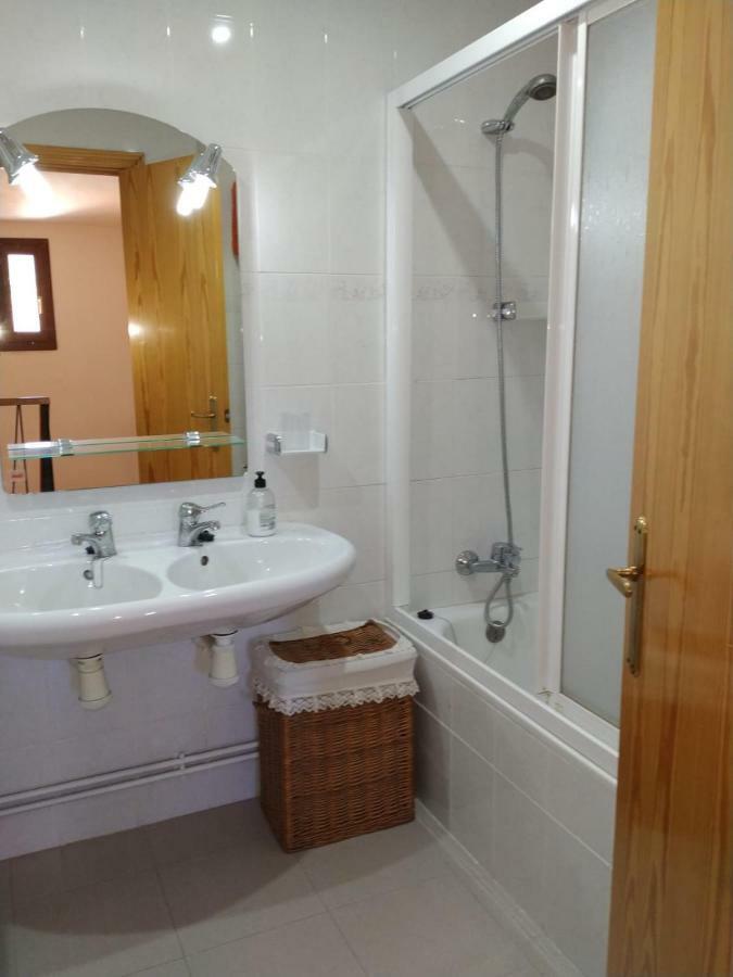 Nuévalos Casa Rural Casco Antiguo מראה חיצוני תמונה